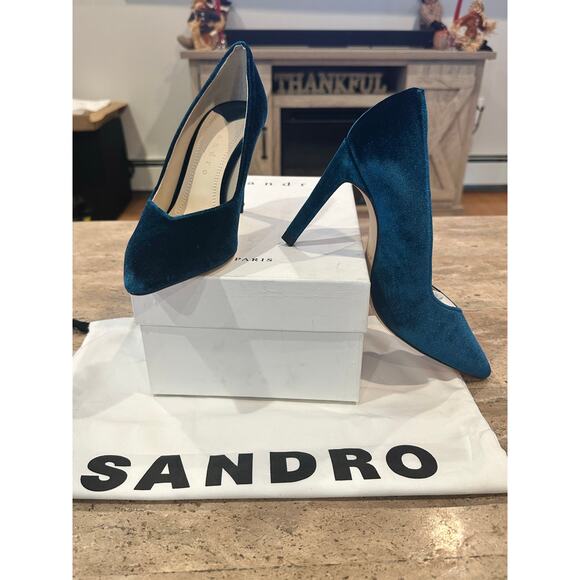 NEW Sandro Daphnée Velvet Courts in Turquoise size 36 - Picture 4 of 8